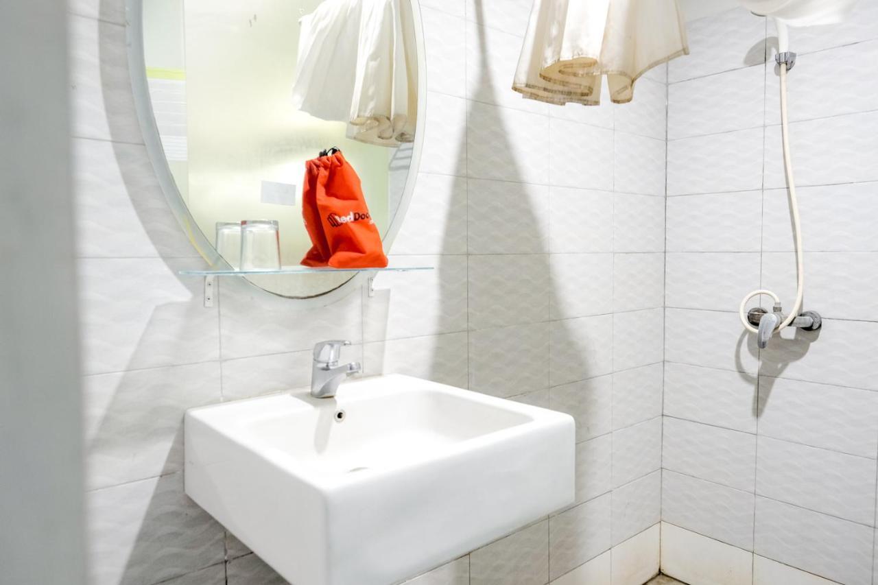 Reddoorz Plus At Sunrise Hotel Sanur Экстерьер фото